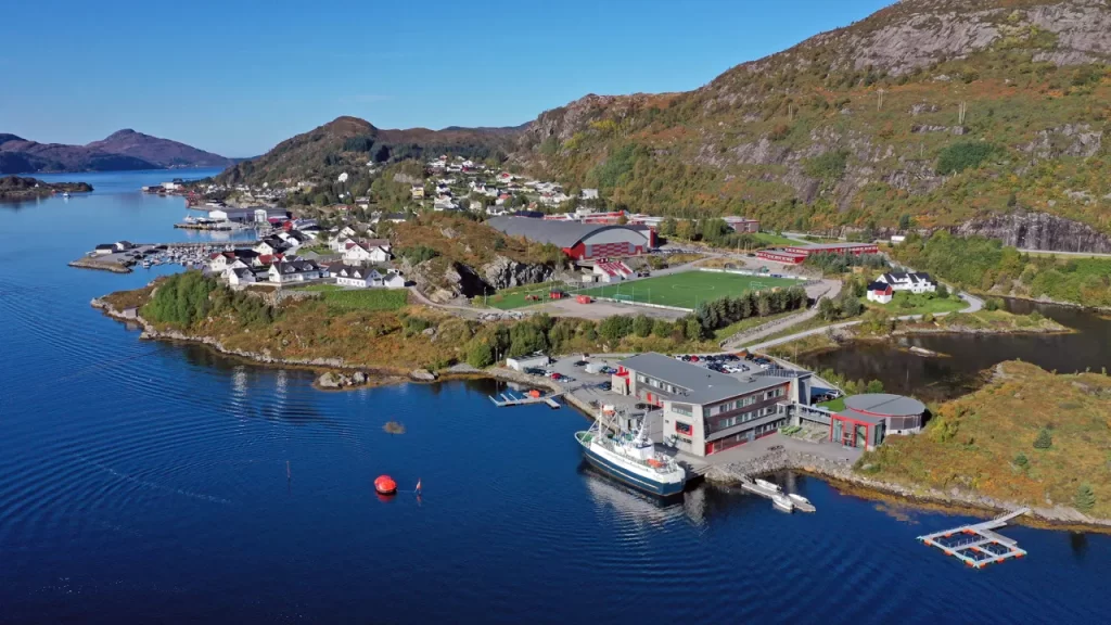 Hva har fylkesadministrasjonen imot Måløy vgs.? - Måløy Vekst